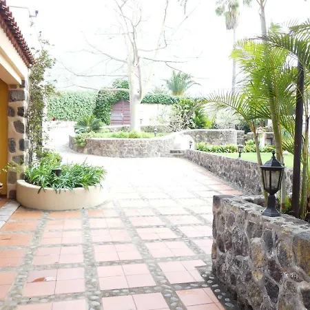 Willa Villa Three Wishes